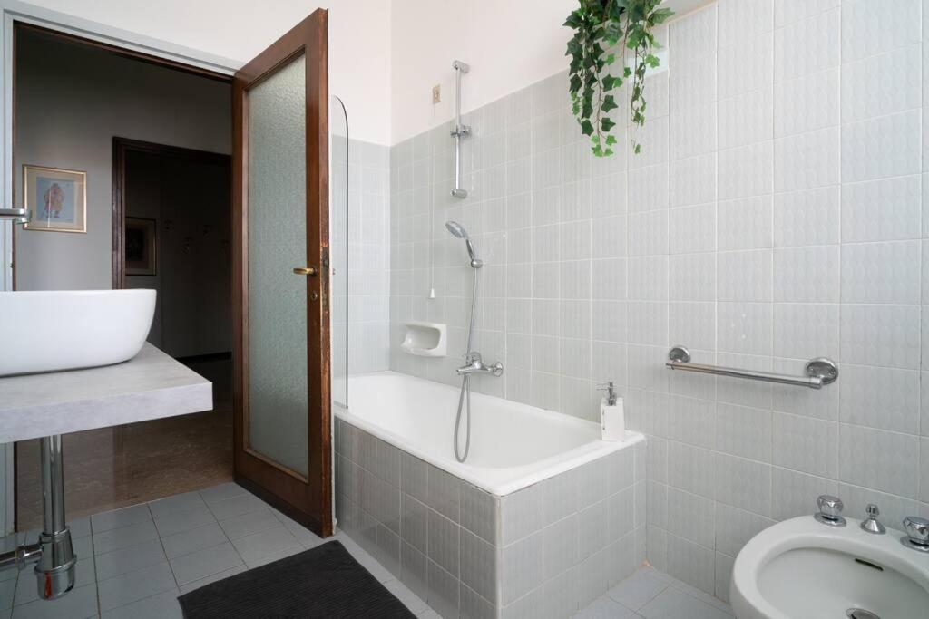 Casa Lya E Seve Lägenhet Bergamo Exteriör bild